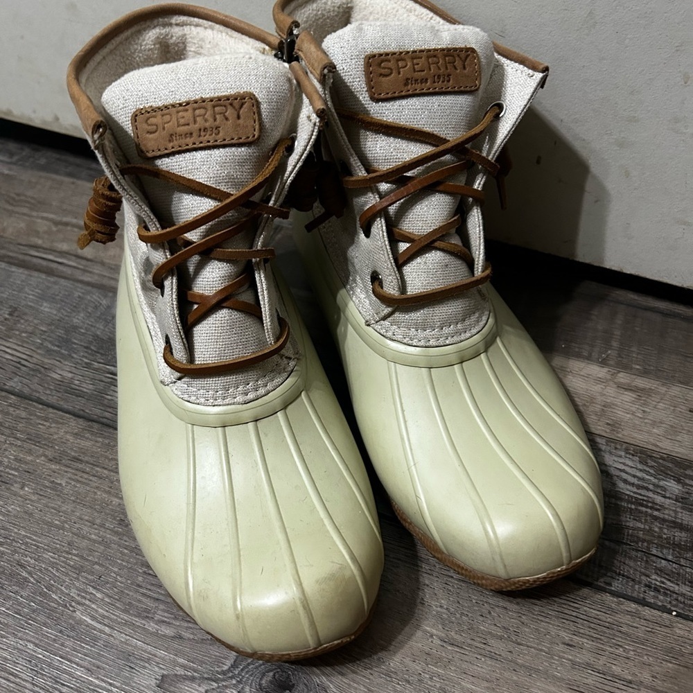 Sperry Saltwater Waterproof Rubber bottom Duck metallic Cream and Tan Duck Boots - Picture 7 of 11